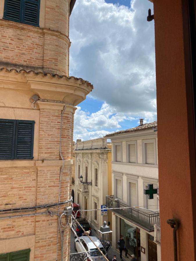 B&B Terrazza Sul Borgo Mogliano Buitenkant foto
